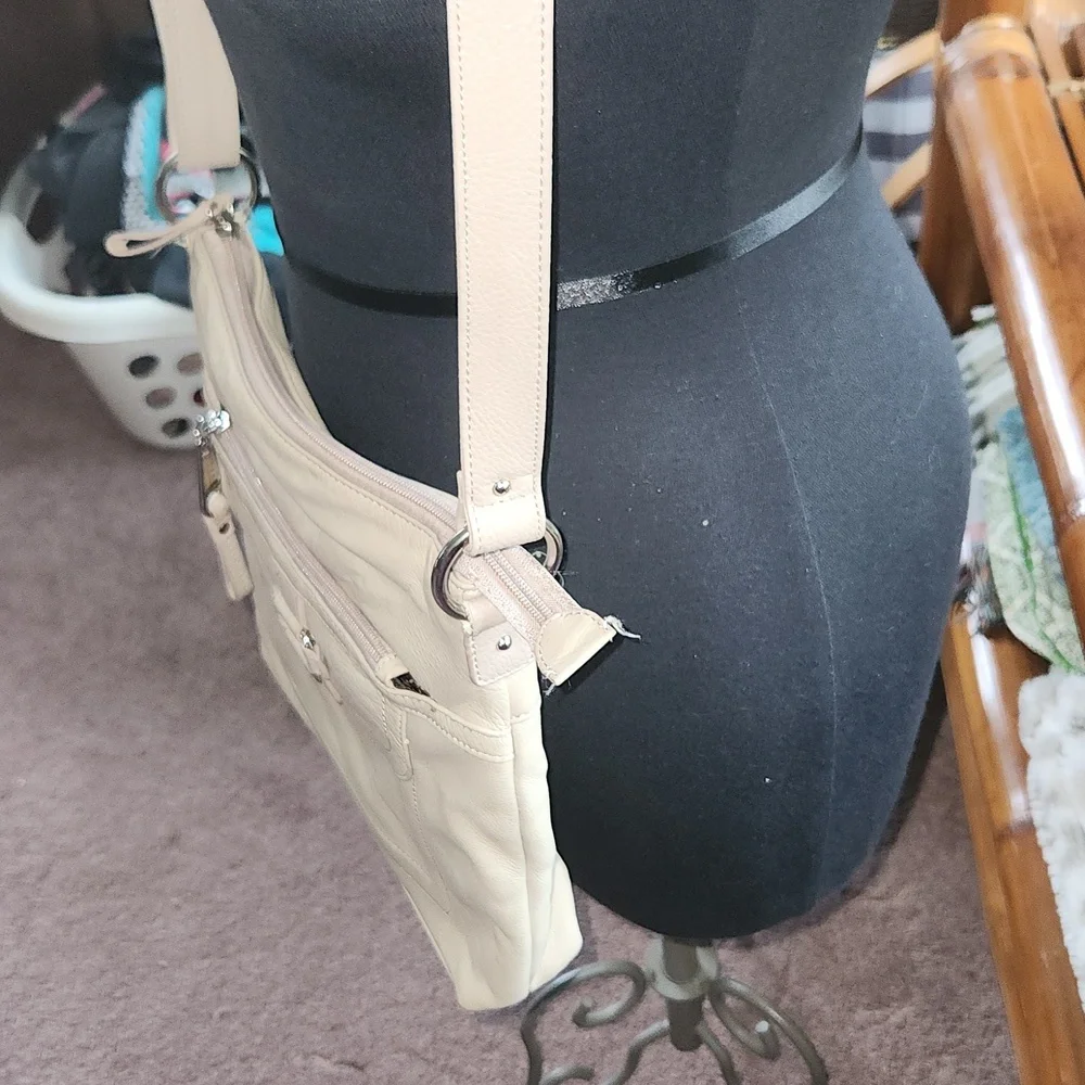 Leather Stone Mountain‎ Crossbody bag